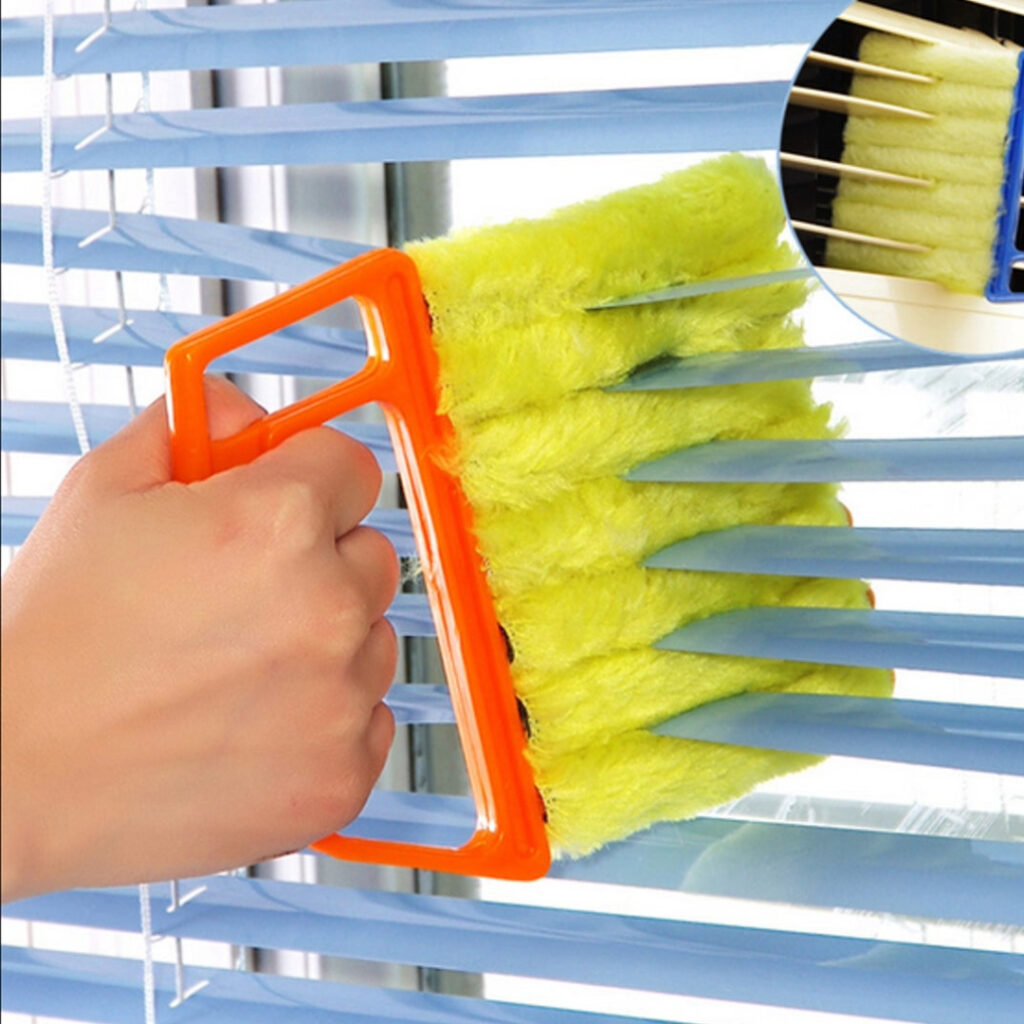 Blinds/ Curtains Steam Cleaning